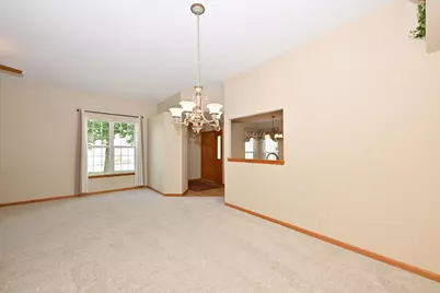 N57W24093 N Sycamore Cir, Sussex, WI 53089 - Photo 21
