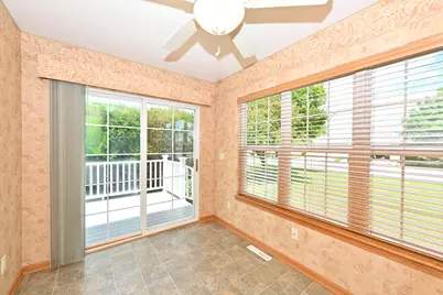 N57W24093 N Sycamore Cir, Sussex, WI 53089 - Photo 9