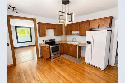 1325 S 11th St, Sheboygan, WI 53081 - Photo 3