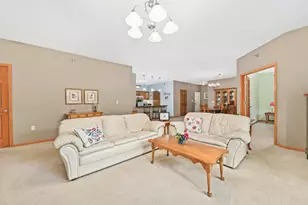 1405 Gabriel Dr, Waukesha, WI 53188 - Photo 11