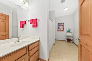 1405 Gabriel Dr, Waukesha, WI 53188 - Photo 19