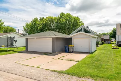 512  1st St, La Crescent, MN 55947 - Photo 23