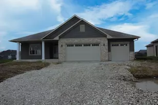 327 York St, Racine, WI 53182 - Photo 1