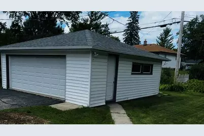 N92W17274  Forest Dr, Menomonee Falls, WI 53051 - Photo 7