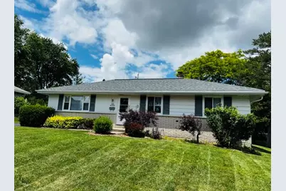 N92W17274  Forest Dr, Menomonee Falls, WI 53051 - Photo 3