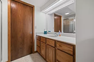 5442 Gallant Fox Ln, Racine, WI 53402 - Photo 31