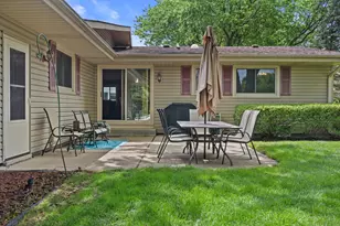 5442 Gallant Fox Ln, Racine, WI 53402 - Photo 39