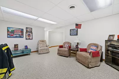 5442  Gallant Fox Ln, Racine, WI 53402 - Photo 33