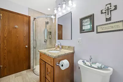 5442  Gallant Fox Ln, Racine, WI 53402 - Photo 27