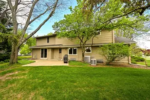 9490 N Waverly Dr, Bayside, WI 53217 - Photo 29