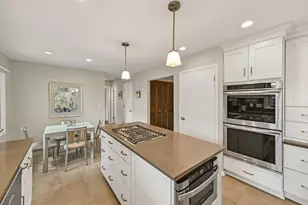 9490 N Waverly Dr, Bayside, WI 53217 - Photo 5