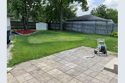10409 W Villa Ave, Milwaukee, WI 53224 - Photo 21