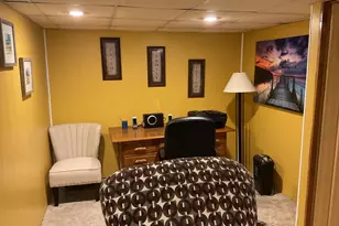 10409 W Villa Ave, Milwaukee, WI 53224 - Photo 17