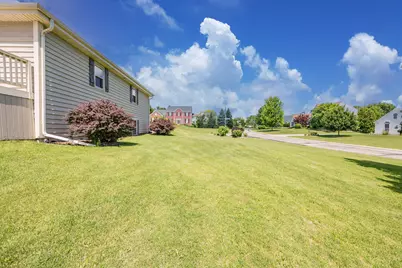 N102W14659  Providence Ct, Germantown, WI 53022 - Photo 39