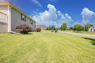 N102W14659 Providence Ct, Germantown, WI 53022 - Photo 39