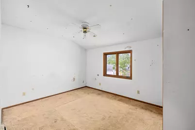2512  Travis St, La Crosse, WI 54601 - Photo 11