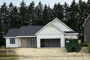 561 Hawks Ridge Rd, Grafton, WI 53024 - Photo 1