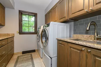 S48W28946  Parke Ln, Genesee, WI 53189 - Photo 33