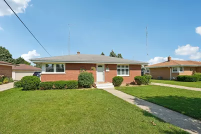 8045  17th Ave, Kenosha, WI 53143 - Photo 3