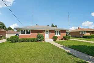 8045 17th Ave, Kenosha, WI 53143 - Photo 3