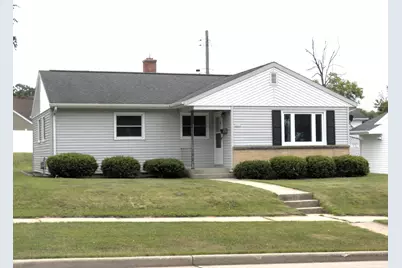 3609  Meadow Ln, Manitowoc, WI 54220 - Photo 1