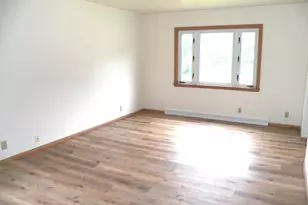 3609 Meadow Ln, Manitowoc, WI 54220 - Photo 7