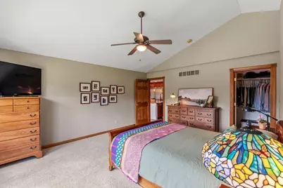 960 S Wayfare Trl, Summit, WI 53066 - Photo 21