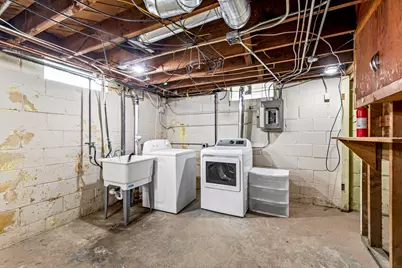 2320 N 68th St, Wauwatosa, WI 53213 - Photo 25