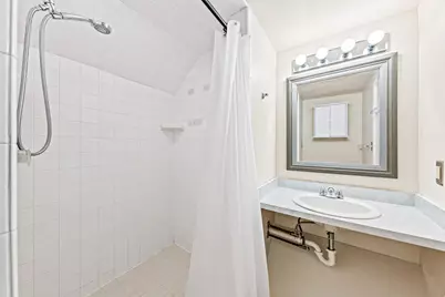 2320 N 68th St, Wauwatosa, WI 53213 - Photo 21