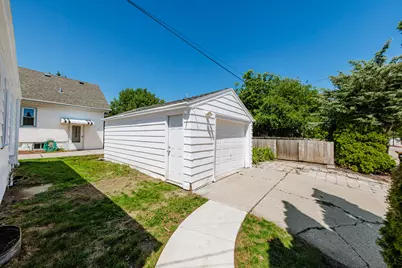 2320 N 68th St, Wauwatosa, WI 53213 - Photo 29