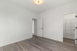 W251N2399 Valleyview Cir, Pewaukee, WI 53072 - Photo 19