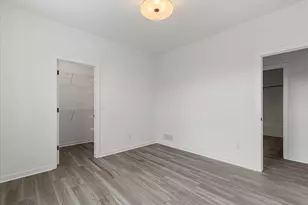 W251N2399 Valleyview Cir, Pewaukee, WI 53072 - Photo 17