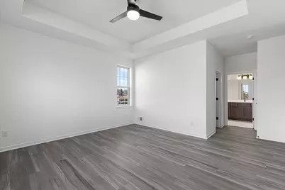 W251N2399  Valleyview Cir, Pewaukee, WI 53072 - Photo 13