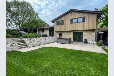 6211  Fisher Ln, Greendale, WI 53129 - Photo 35