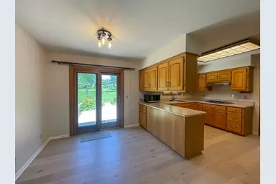 6211  Fisher Ln, Greendale, WI 53129 - Photo 13