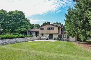 6211 Fisher Ln, Greendale, WI 53129 - Photo 39
