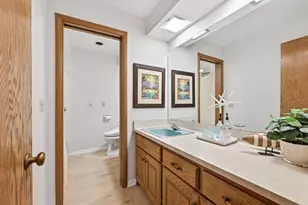 6211 Fisher Ln, Greendale, WI 53129 - Photo 21