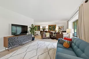6211 Fisher Ln, Greendale, WI 53129 - Photo 5
