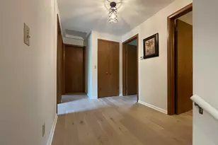 6211 Fisher Ln, Greendale, WI 53129 - Photo 19