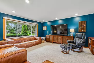 926  Parkview Ln, Mukwonago, WI 53149 - Photo 5