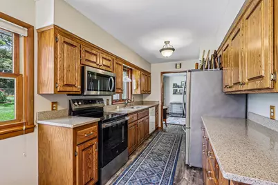 926  Parkview Ln, Mukwonago, WI 53149 - Photo 11