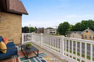818 N 6th St, Manitowoc, WI 54220 - Photo 15