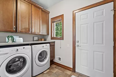 1443  Hidden Waters Cir, West Bend, WI 53095 - Photo 25