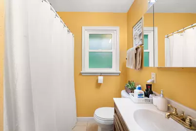 3303 N Knoll Blvd, Wauwatosa, WI 53222 - Photo 11