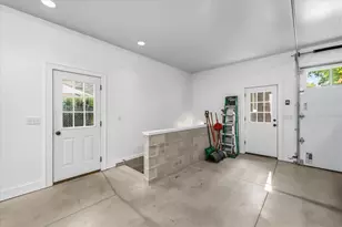 654 N Milwaukee St, Port Washington, WI 53074 - Photo 39