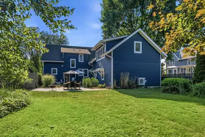 654 N Milwaukee St, Port Washington, WI 53074 - Photo 45