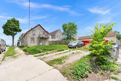 1901 S 6th St, Milwaukee, WI 53204 - Photo 17