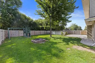 W143N10771 Wooded Hills Dr, Germantown, WI 53022 - Photo 39