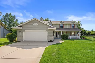 W143N10771  Wooded Hills Dr, Germantown, WI 53022 - Photo 41