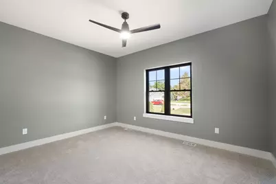 W332N4520  Grace Ct, Nashotah, WI 53058 - Photo 23